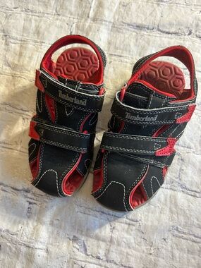 TIMBERLAND KIDS ADVENTURE SEEKER LIGHTWEIGHT  ADJUSTABLE HOOK N LOOP SANDALS 11